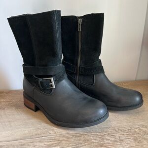 UGG Australia Kiings Buckle UGGpure‎ Lined Leather & Suede Boots Size 7 NEW